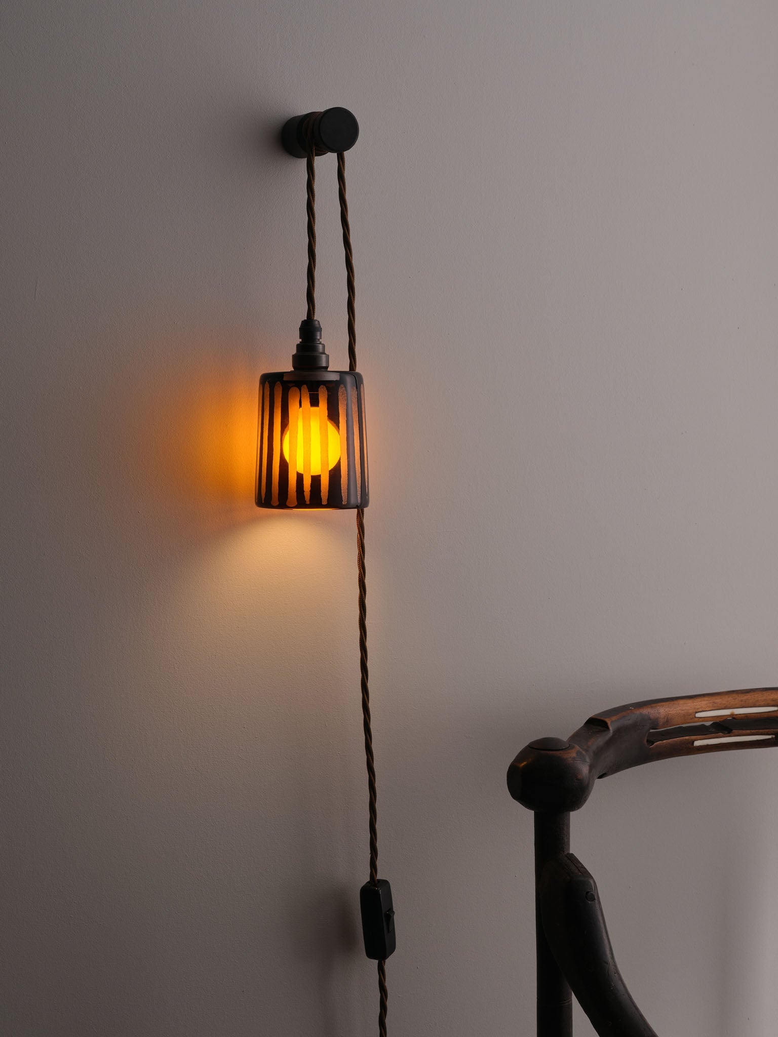 Timeless glass pendant lighting fixture